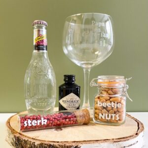 Gin set 'papa is gin-iaal, sterk & beetje nuts'